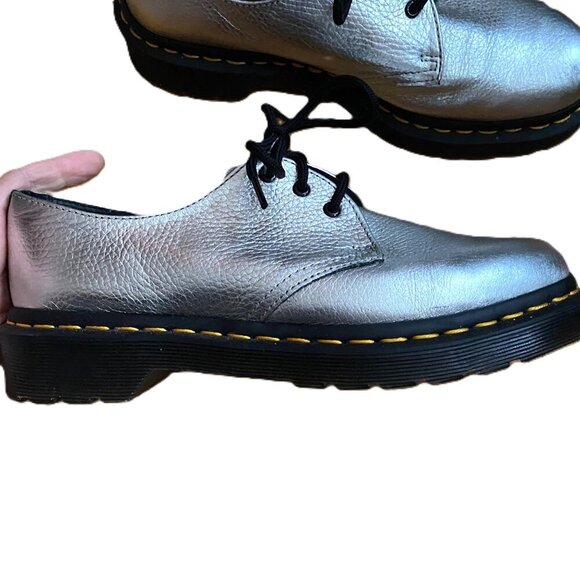 Doc Martens Dr. Martens 1461 Oxfords leather lace up silver shoes 7  extra laces - Picture 5 of 10
